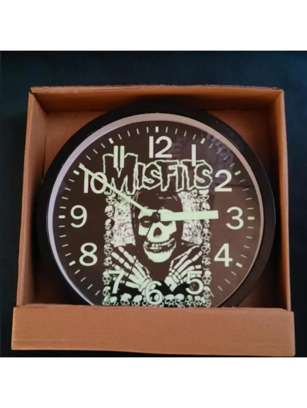 Misfits Music Studio Lounge Glow in the Dark Wall Clock NEW!